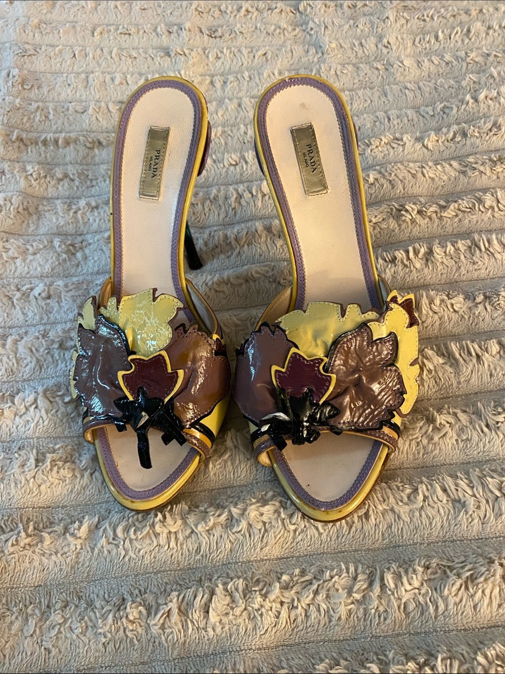 Pre-Loved Exquisite Prada Purple and Green Flower Heels - Make An Best Offer - Picture 6 of 6